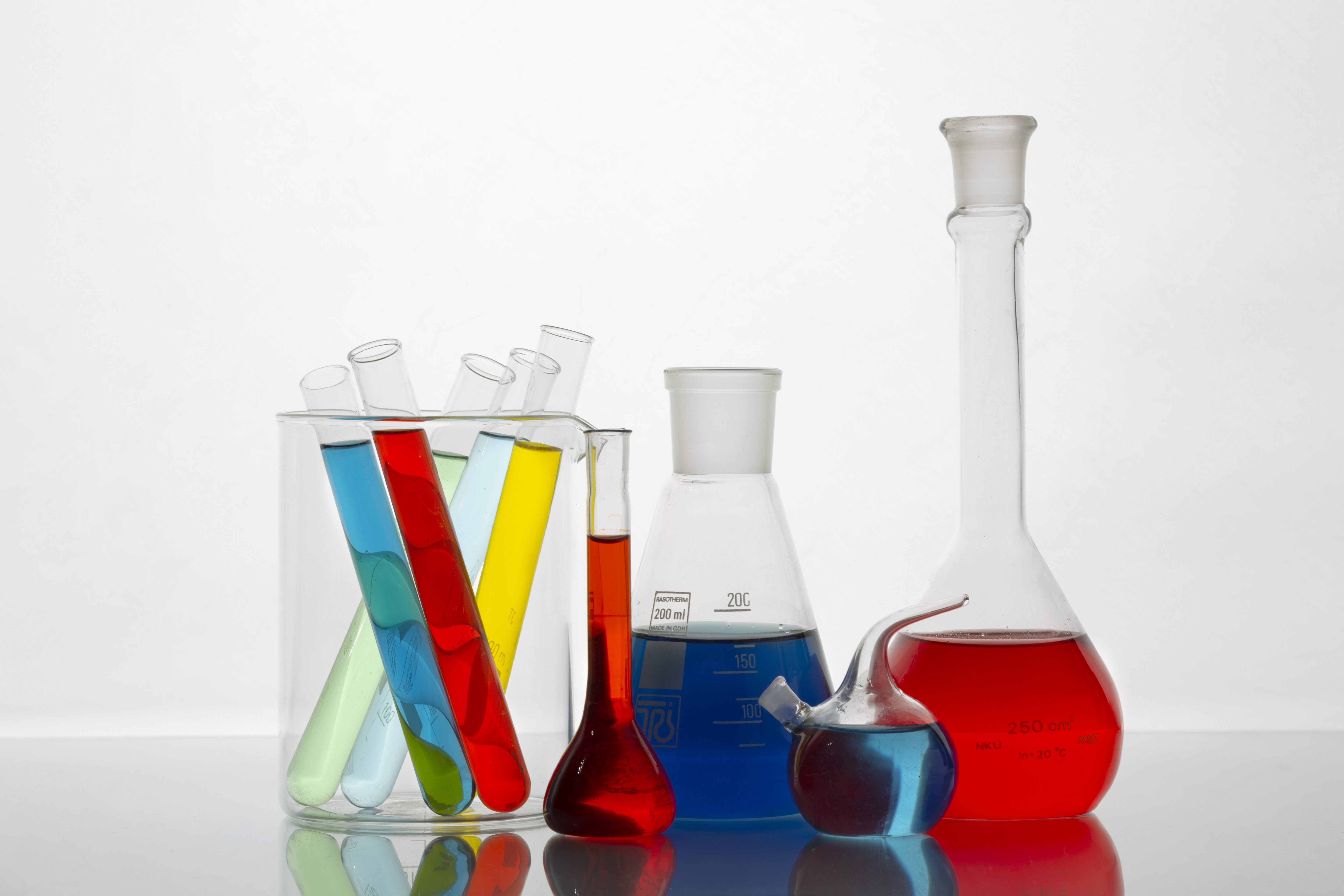 Химические и биохимические вещества